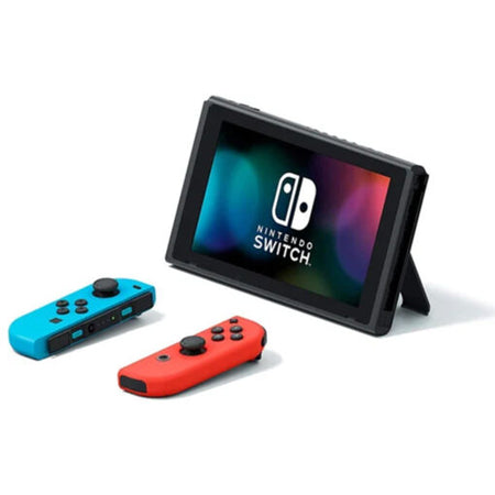 Console Nintendo Switch avec deux manettes Joy-Con